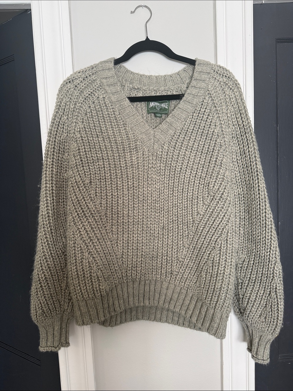 American Eagle Outfitters V-Neck Chunky Knit Sweater - Olive Green
